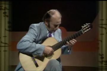 classical guitarist julian bream