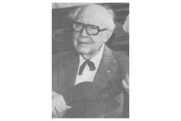 classical guitarist andres segovia