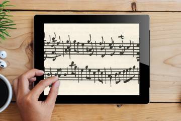 Classical Guitar Notation software stage and studio