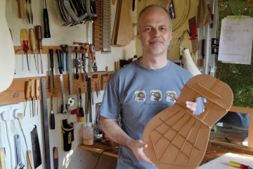 james-lister-classical-guitar-magazine-luthier-guy-traviss