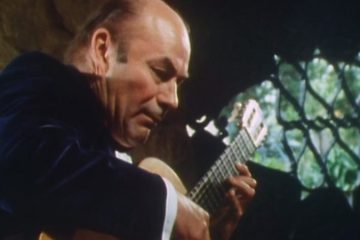 classical guitarist julian bream