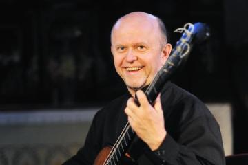 classical guitarist Pavel Steidl