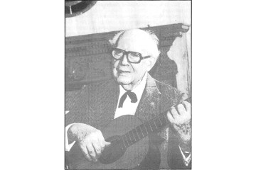 classical guitarist andres segovia
