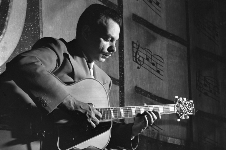 Laurindo Almeida Classical Guitar